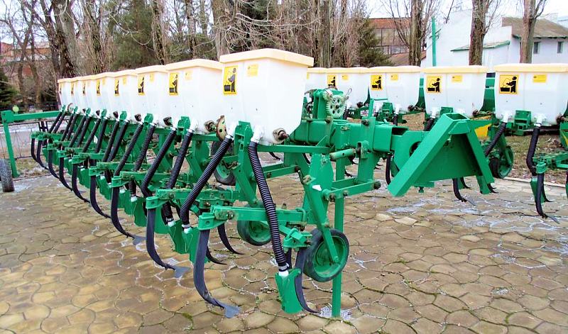 КРН-4,2К (с туковысевающим аппаратом АТП)