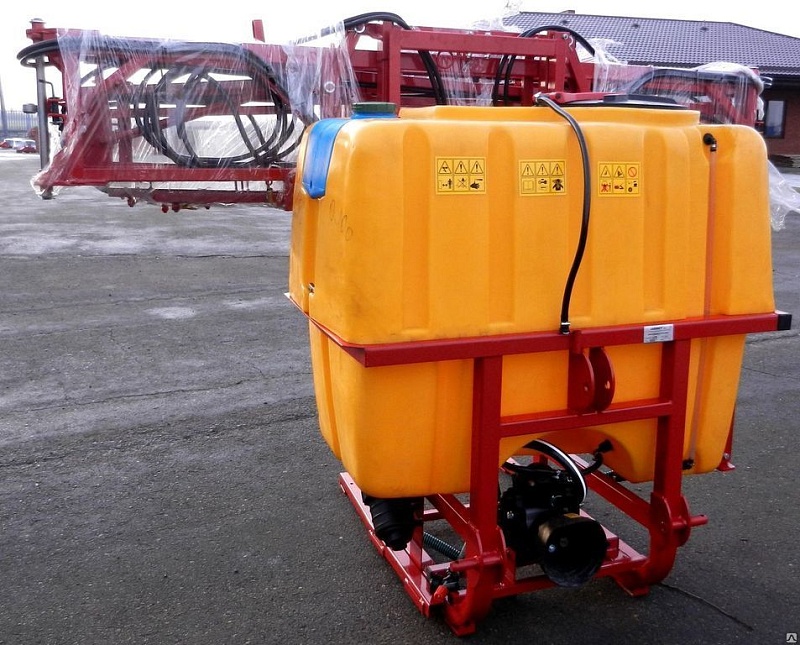 Опрыскиватель 800-12 Demarol