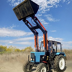 Фронтальный погрузчик АЛТЫН 1000