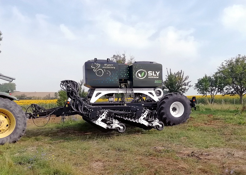 Сеялка зерновая пневматическая SLY BOSS NO-TILL 30