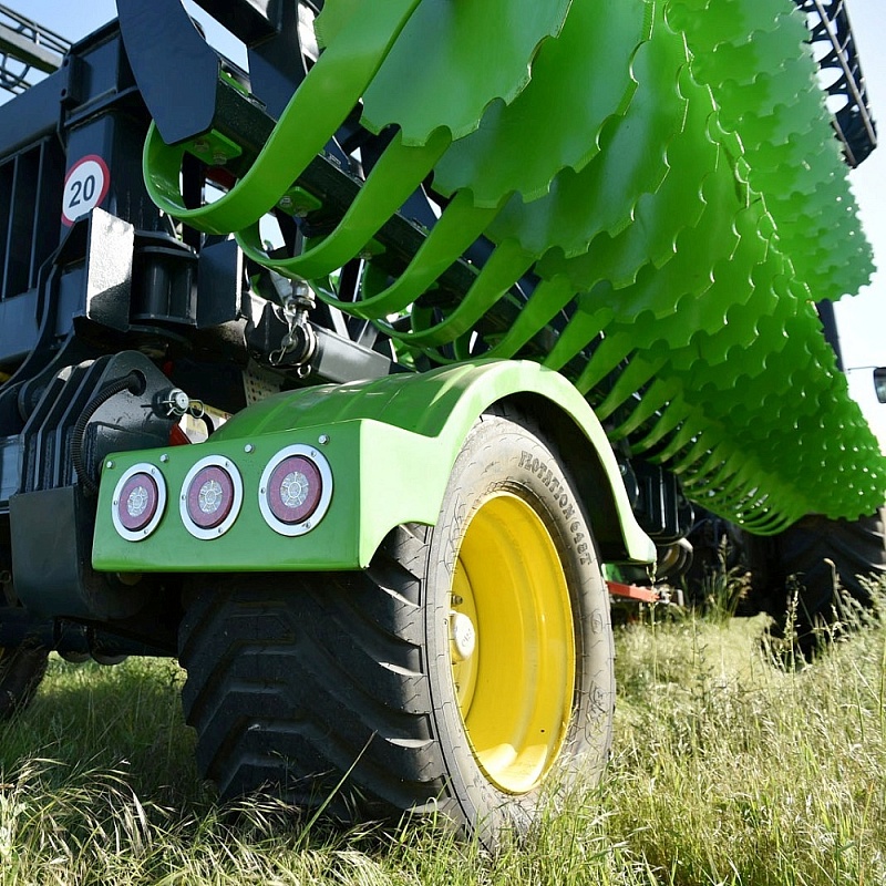 Carbon D10500