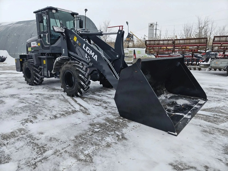 Фронтальный погрузчик LGMA LG938