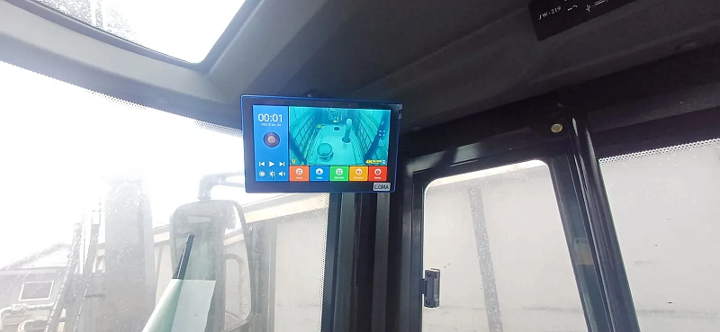 Фронтальный погрузчик LG946