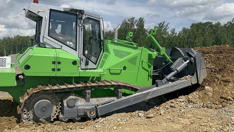 Бульдозер D12E (электрический гибрид)
