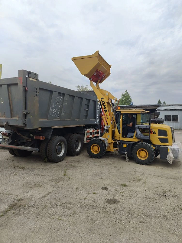 Фронтальный погрузчик LGMA T930