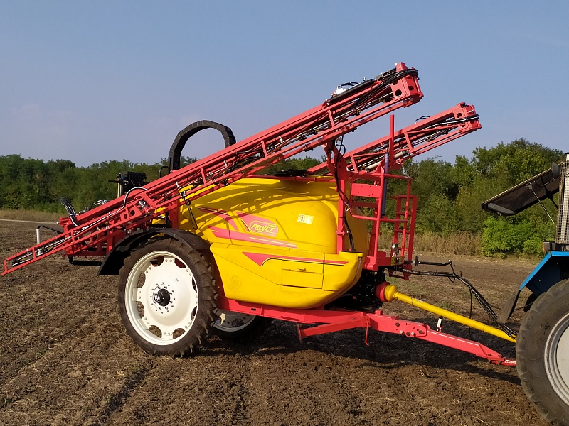 Опрыскиватель прицепной Projet KING 3200-28