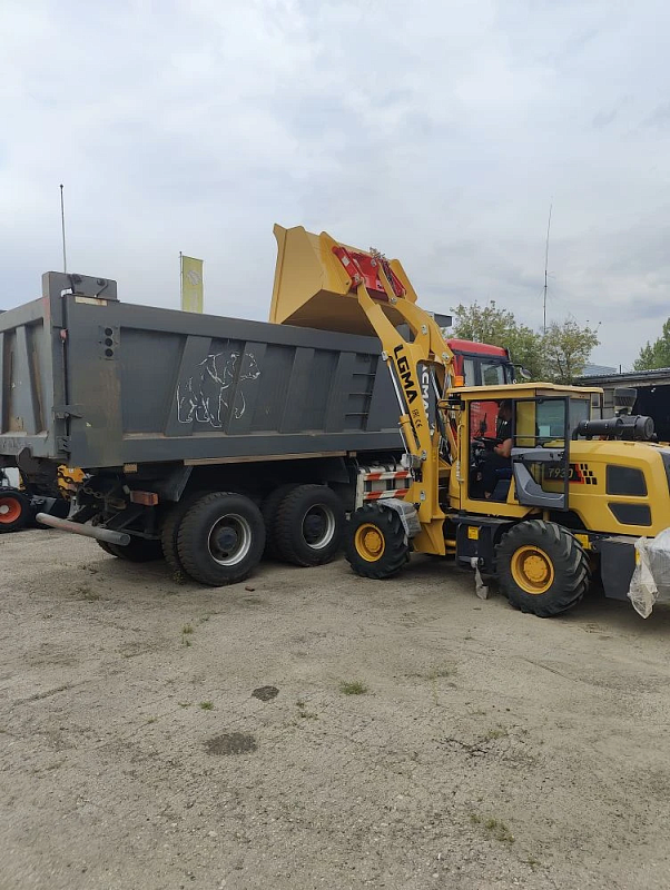 Фронтальный погрузчик LGMA T930
